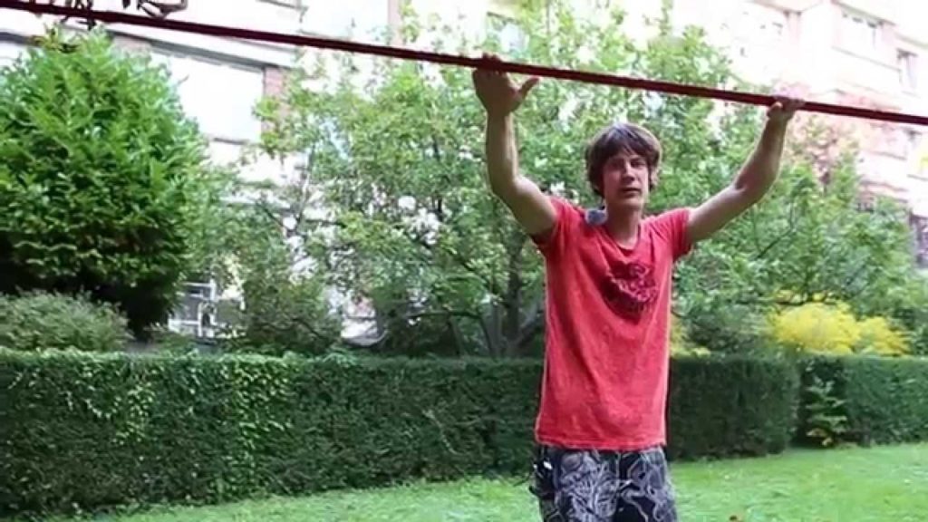 Rocket Mount Slackline Trick